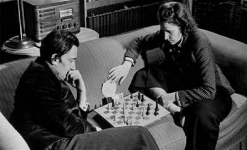 Salvador Dali playing chess