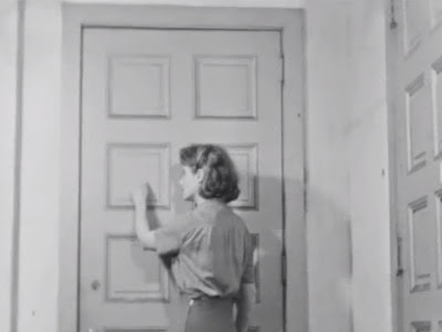 TheCageSidneyPeterson17