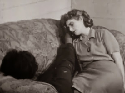 TheCageSidneyPeterson31