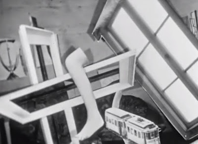 TheCageSidneyPeterson7