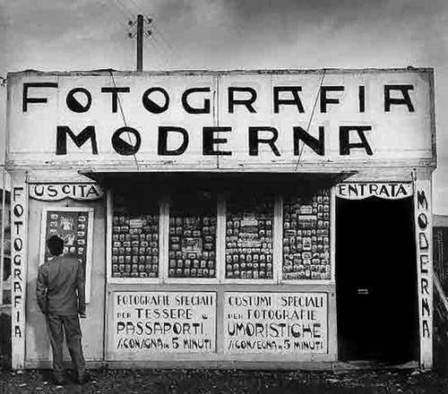 Camera Shops / Photo Studios | Eugène Atget / Walker Evans / Paul Strand / Alfredo Camisa