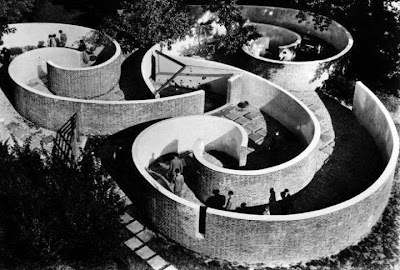 The Line / Children’s Labyrinth | Saul Steinberg, 1954 4 The Line / Children’s Labyrinth | Saul Steinberg, 1954 SaulSteinberg 1