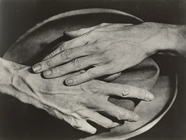 Hands2Bof2BJean2BCocteau