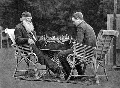 Tolstoy2Bplaying2Bchess