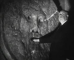 Alfred2BHitchcock2Bat2BLa2Bbocca2Bdella2Bverit25C325A0