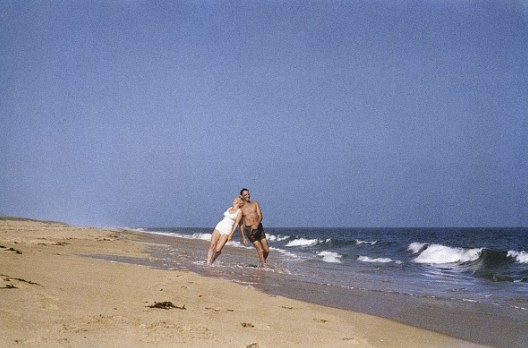 Marilyn Monroe & Arthur Miller on the beach | Amagansett, New York, Summer 1957