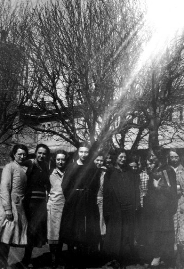 Simone2BWeil2B252822529