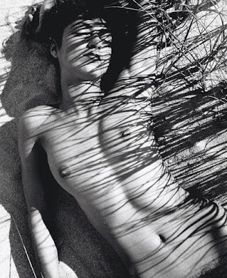Herbert2BMatter.2BNude2Bon2Bbeach2Bwith2Bshadow2B1940.6