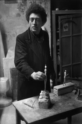 Alberto2BGiacometti2Bby2BHenri2BCartier Bresson252C2B1961