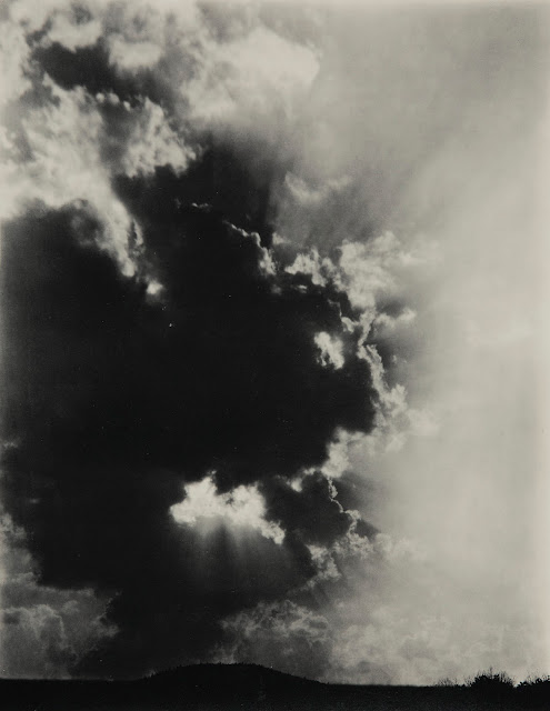 Alfred2BStieglitz252C2BMusic252C2BA2BSequence2Bof2BTen2BCloud2BPhotographs252C2BN25C225B02BVII252C2B1922
