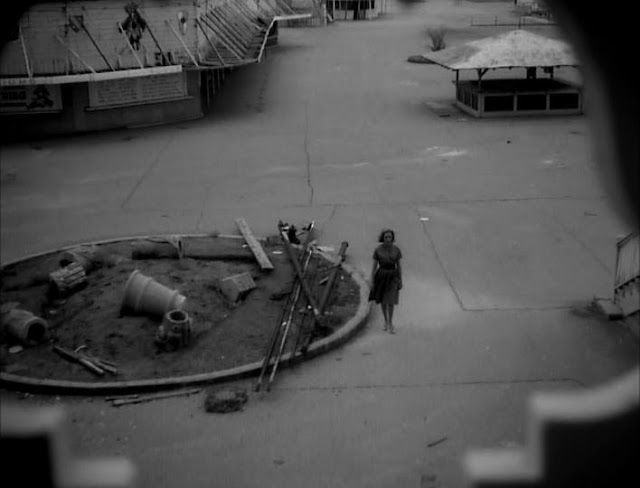 Flick Review < Carnival Of Souls | Herk Harvey (1962) 19 Flick Review < Carnival Of Souls | Herk Harvey (1962) Carnival2BOf2BSouls2B2528196625292B 2BHerk2BHarvey