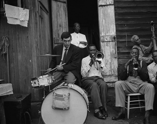 Stanley2BKubrick2Bon2Bdrums2Bwith2Bthe2BGeorge2BLewis2BRagtime2BJazz2BBand2Bof2BNew2BOrleans