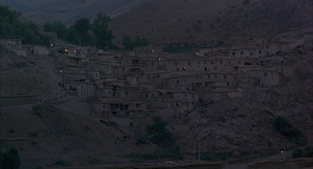 Flick Review < The Wind Will Carry Us | Abbas Kiarostami, 1999 35 Flick Review < The Wind Will Carry Us | Abbas Kiarostami, 1999 The2Bwind2Bwill2Bcarry2Bus2B2