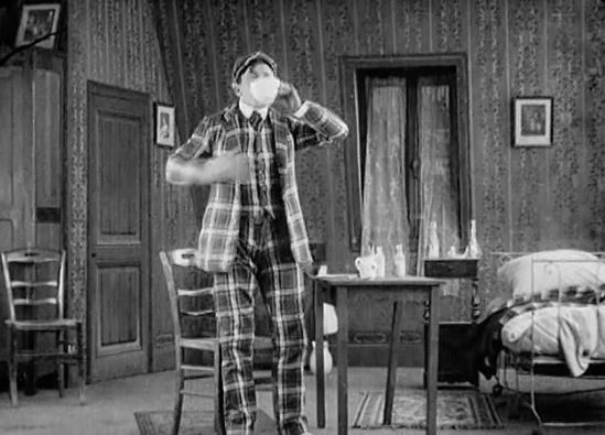 Flick Review < The Invisible Thief | Segundo de Chomón, Ferdinand Zecca (1909) / H.G. Wells (1897) 3 Flick Review < The Invisible Thief | Segundo de Chomón, Ferdinand Zecca (1909) / H.G. Wells (1897) The2BInvisible2BThief 1
