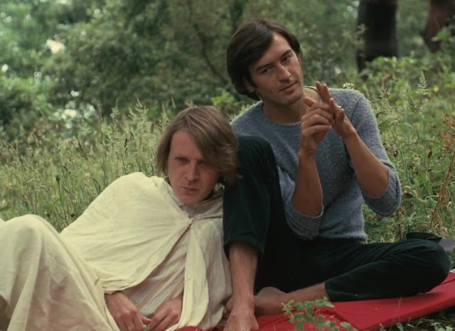 Flick Review < La collectionneuse | Éric Rohmer, 1967 10 Flick Review < La collectionneuse | Éric Rohmer, 1967 La2Bcollectionneuse2B252819672529