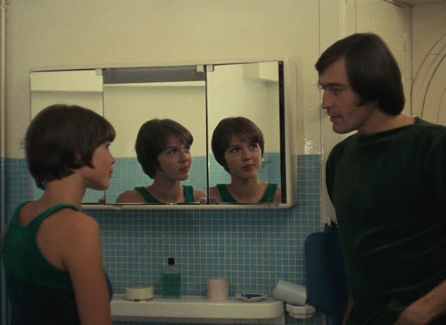 Flick Review < La collectionneuse | Éric Rohmer, 1967 28 Flick Review < La collectionneuse | Éric Rohmer, 1967 La2Bcollectionneuse2B3