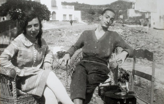 Anna2BMaria2BDal25C325AD2Band2BSalvador2BDal25C325AD252C2BEs2BLlaner2B2528Cadaqu25C325A9s2529252C2B1925