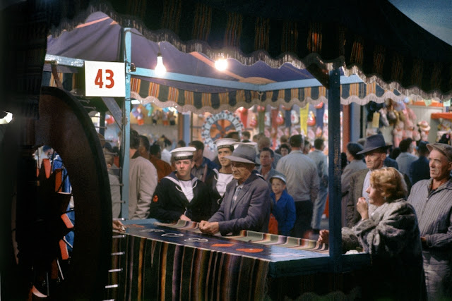 Carnival252C2B1960