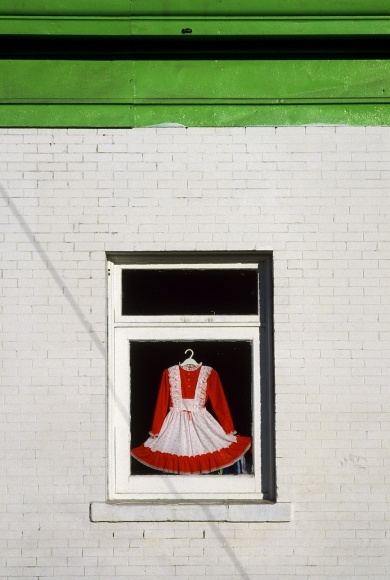 Dress2Bin2BWindow252C2B1986