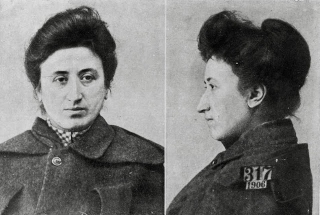 Rosa2BLuxemburg in warsaw prison 1906