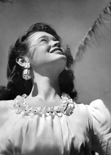 Gloria2BVanderbilt2B252832529