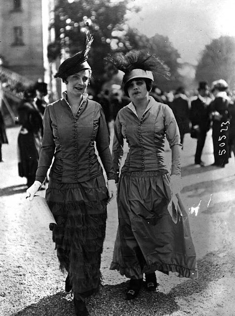 Strolling2Bthrough2BParis2Bin2B1914