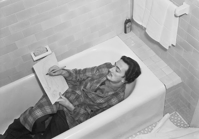 Salvador2BDali2Bdrawing2Bin2Bbathtub252C2B1930s