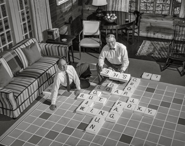 Scrabble2Binventor2BAlfred2BButts2Band2Bpromoter2BJames2BBrunot2Bposed2Bwith2Boversized2Bgame.