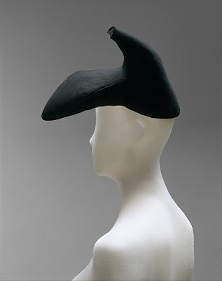 Elsa2BSchiaparelli252C2BHat252C2B1937