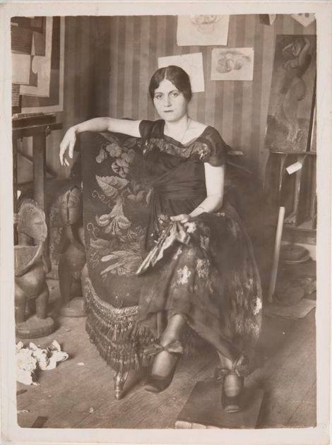 Frame Inside | Portrait of Olga in an Armchair / Pablo Picasso, 1917 - 1918 1 Frame Inside | Portrait of Olga in an Armchair / Pablo Picasso, 1917 - 1918 Portrait of Olga in an Armchair