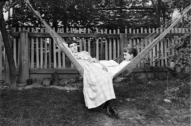 In2Ba2Bhammock2B252832529