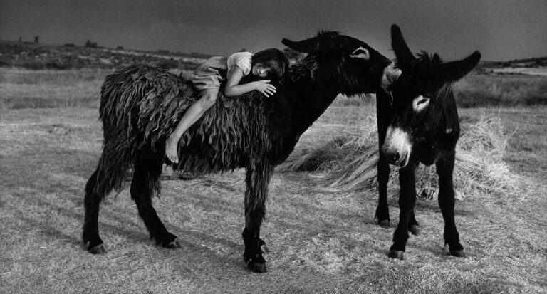 Cristina Garcia Rodero, Spain. Escobar.1988