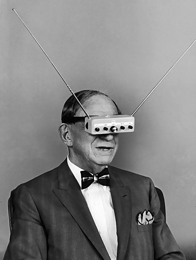 Alfred Eisenstaedt Hugo Gernsback with his television goggles 1963