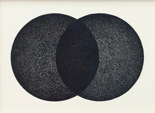 Ignacio Uriarte. Two Circles 2014