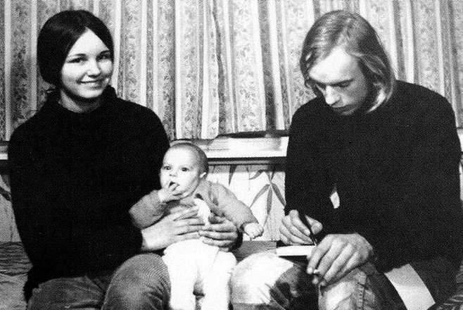 Brian Eno with his wife Anthea Norman Taylor 1