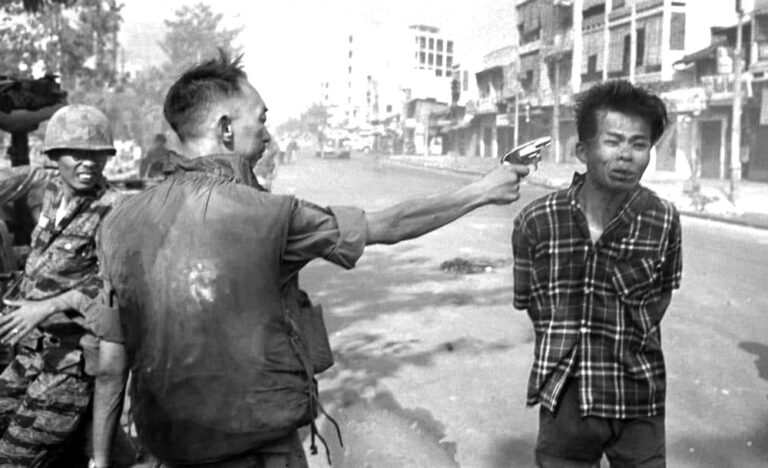 1Saigon Execution 1968  Eddie Adams (2)