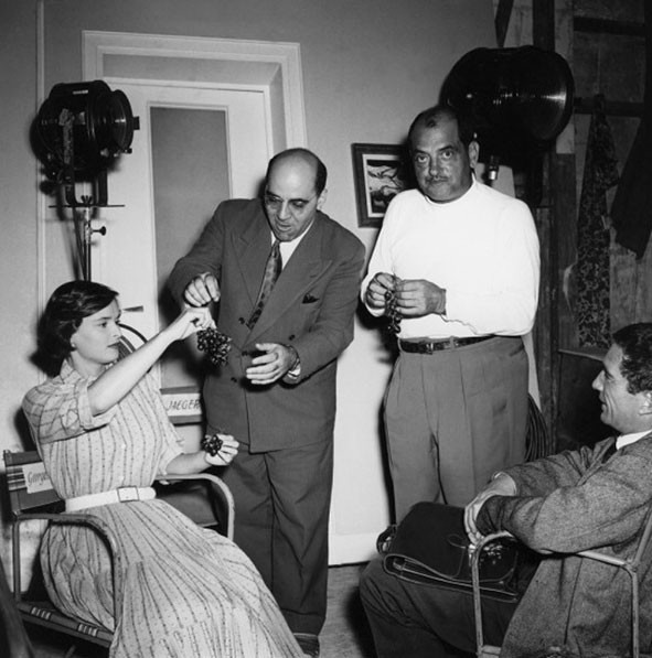 Behind the Scenes | Fred Astaire / Audrey Hepburn / Lucia Bosé / Christopher Lee / Sylva Koscina / Chris Marker / Orson Welles / Robert Bresson / Luis Buñuel / Anouk Aimée / Grace Kelly / Jeanne Moreau / Delphine Seyrig / Jean-Pierre Léaud / Jean Seberg, 1956-59 8 Behind the Scenes | Fred Astaire / Audrey Hepburn / Lucia Bosé / Christopher Lee / Sylva Koscina / Chris Marker / Orson Welles / Robert Bresson / Luis Buñuel / Anouk Aimée / Grace Kelly / Jeanne Moreau / Delphine Seyrig / Jean-Pierre Léaud / Jean Seberg, 1956-59 Cela sappelle laurore. 1956 Bunuel Lucia Bose