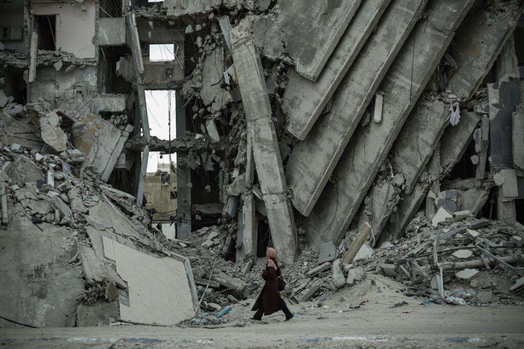 Fatma Hassona4