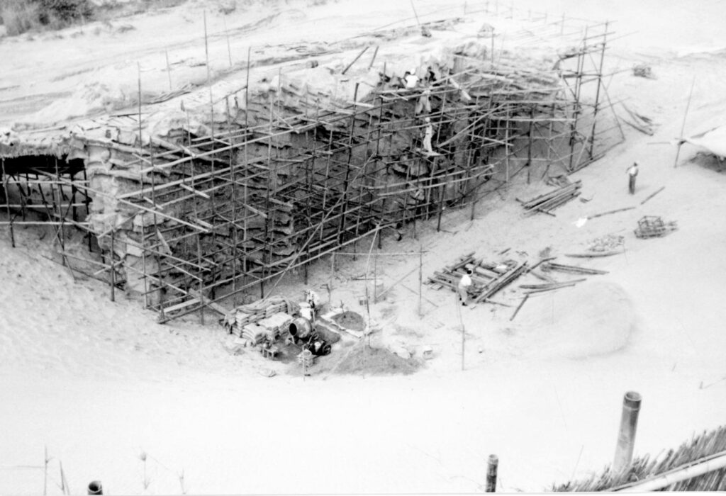 Woman of the Dunes1964 Hiroshi Teshigahara n