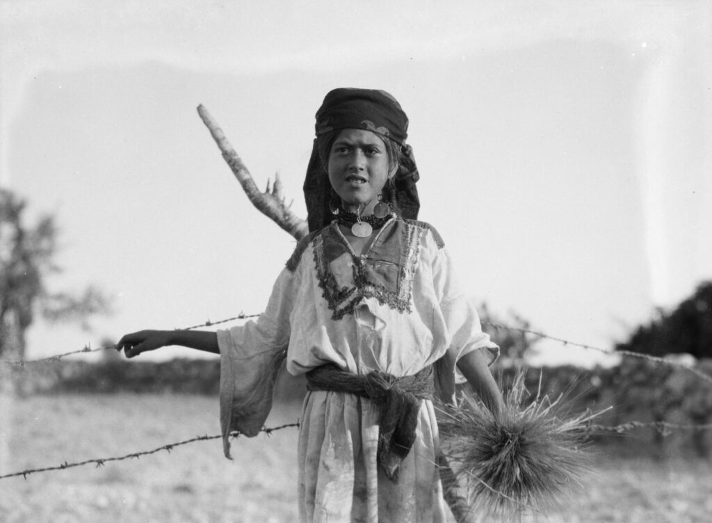 People of Palestine | The 1920s Photos of Frank Scholten 11 People of Palestine | The 1920s Photos of Frank Scholten Palestine Frank Scholten 1921 23 12
