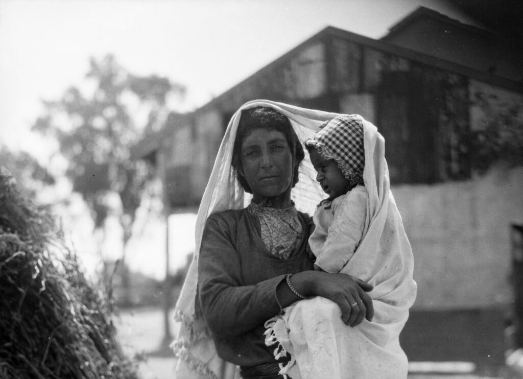 People of Palestine | The 1920s Photos of Frank Scholten 4 People of Palestine | The 1920s Photos of Frank Scholten Palestine Frank Scholten 1921 23 7