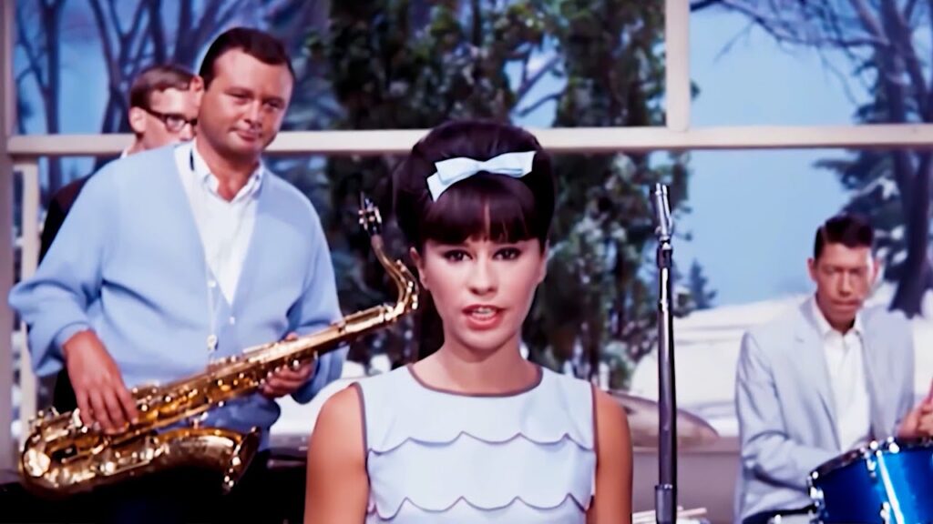 Jazz Moments }* The Girl From Ipanema | Astrud Gilberto & The Stan Getz Quartet, 1964 1 Jazz Moments }* The Girl From Ipanema | Astrud Gilberto & The Stan Getz Quartet, 1964 Astrud Gilberto 1964 n