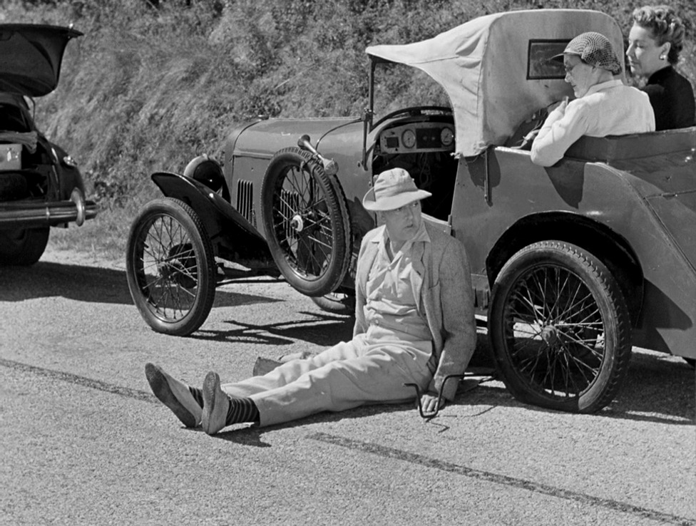 Flick Review < Monsieur Hulot's Holiday | Jacques Tati, 1953 20 Flick Review < Monsieur Hulot's Holiday | Jacques Tati, 1953 Les Vacances de Monsieur Hulot 19537 1280