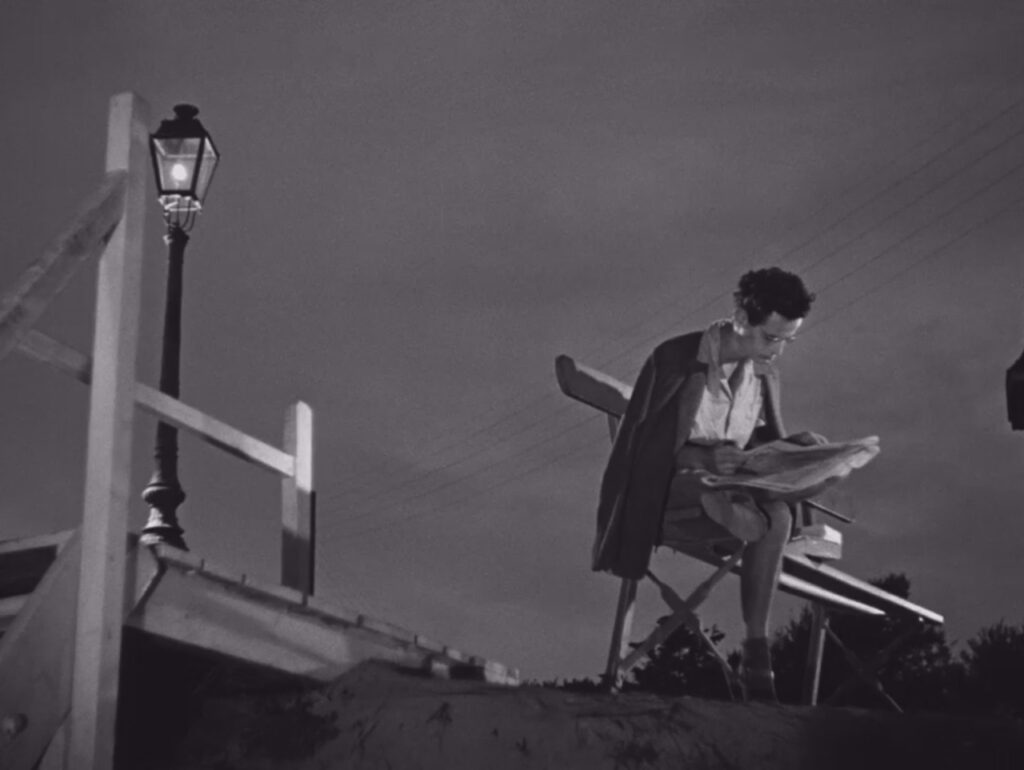 Flick Review < Monsieur Hulot's Holiday | Jacques Tati, 1953 13 Flick Review < Monsieur Hulot's Holiday | Jacques Tati, 1953 Les Vacances de Monsieur Hulot 1953 1280